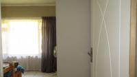 Bed Room 1 - 15 square meters of property in Southport