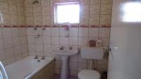 Bathroom 1 - 3 square meters of property in Verulam 