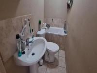 Bathroom 1 - 4 square meters of property in Witfield