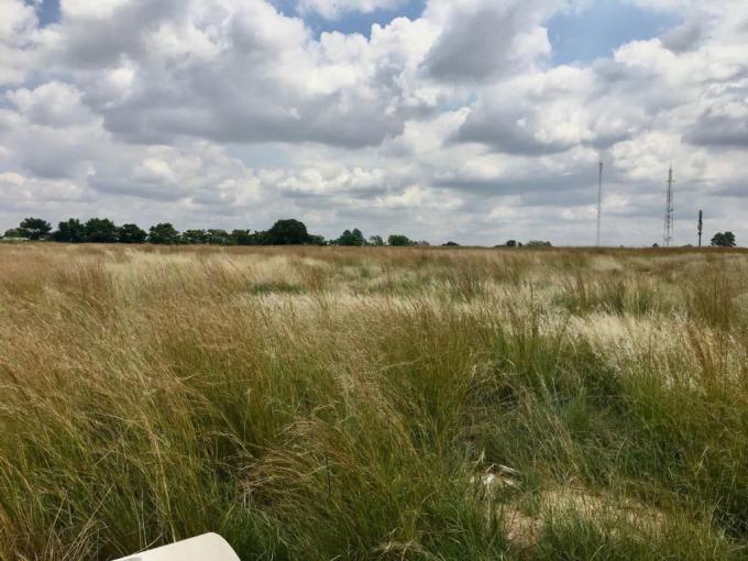 Land for Sale For Sale in Mnandi AH - MR496841