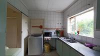 Kitchen - 11 square meters of property in Kelland