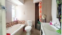 Main Bathroom - 5 square meters of property in Kelland