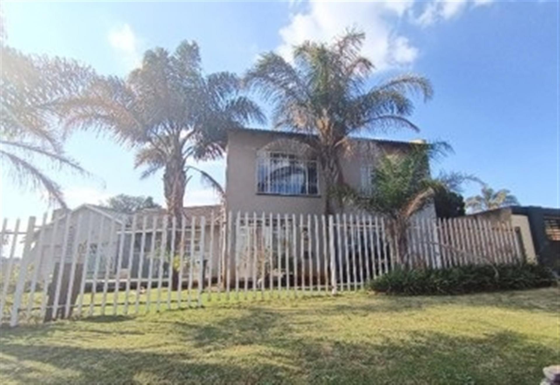 Front View of property in Elspark