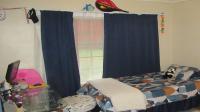 Bed Room 2 - 16 square meters of property in Riversdale