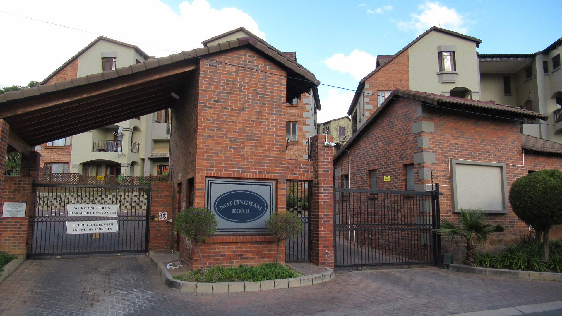 Front View of property in Randpark Ridge