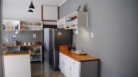 Kitchen - 13 square meters of property in Woodstock