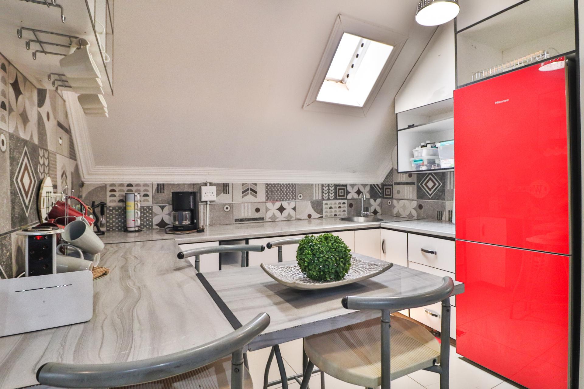 Kitchen of property in Kingsview