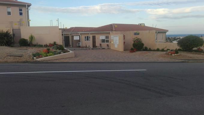 2 Bedroom Sectional Title for Sale For Sale in Hartenbos - Home Sell - MR497888