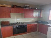 Kitchen of property in Del Judor