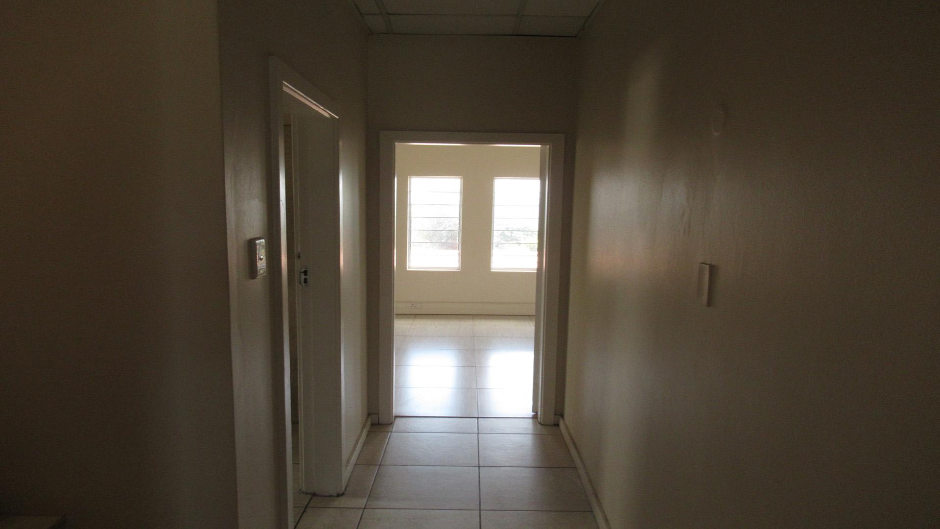 Spaces - 77 square meters of property in Grosvenor