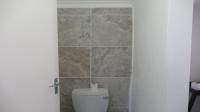 Bathroom 3+ - 6 square meters of property in Grosvenor