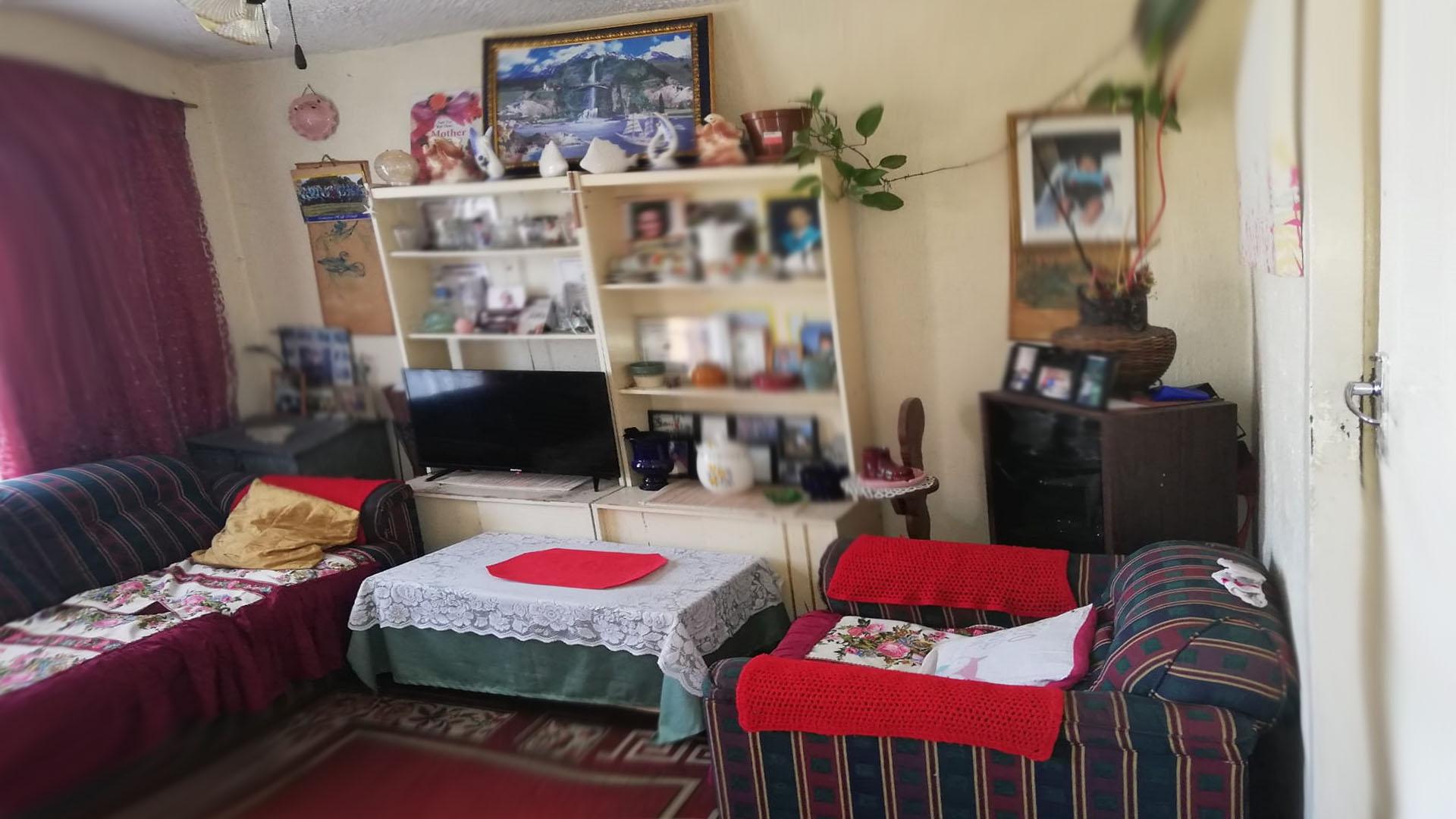 Lounges of property in Mitchells Plain