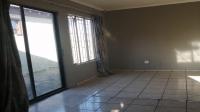 Lounges - 32 square meters of property in Duvha Park