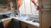 Kitchen - 8 square meters of property in Benoni