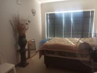 Bed Room 1 of property in Lyndhurst
