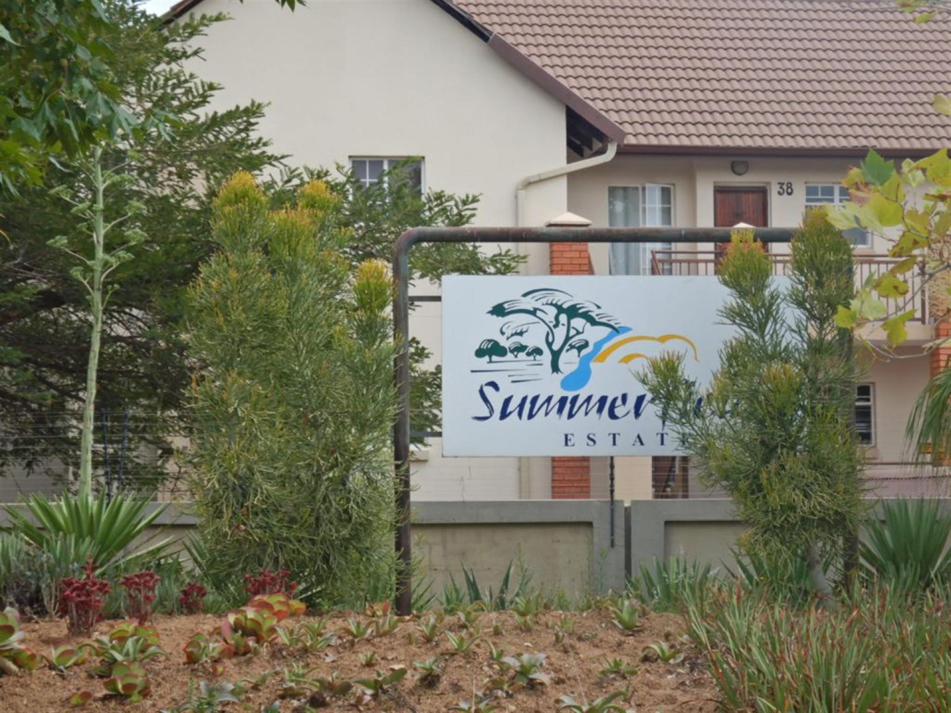 Front View of property in Kosmosdal