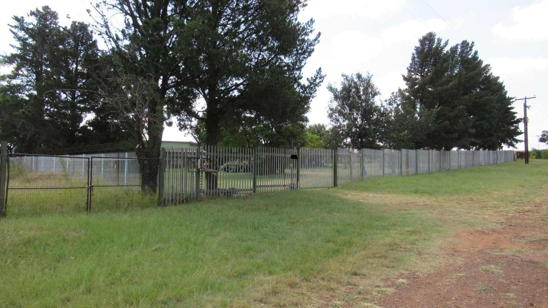 Front View of property in Walkers Fruit Farms SH