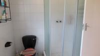 Main Bathroom - 9 square meters of property in Walkers Fruit Farms SH