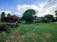 Backyard of property in Walkers Fruit Farms SH