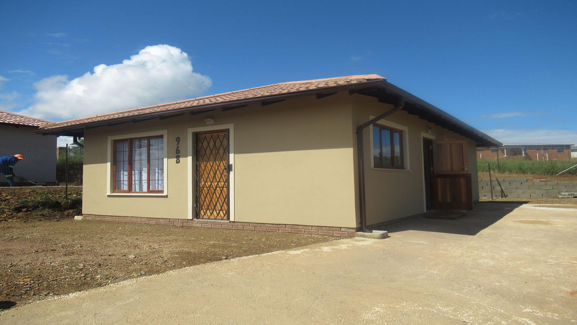 Front View of property in Panorama Gardens