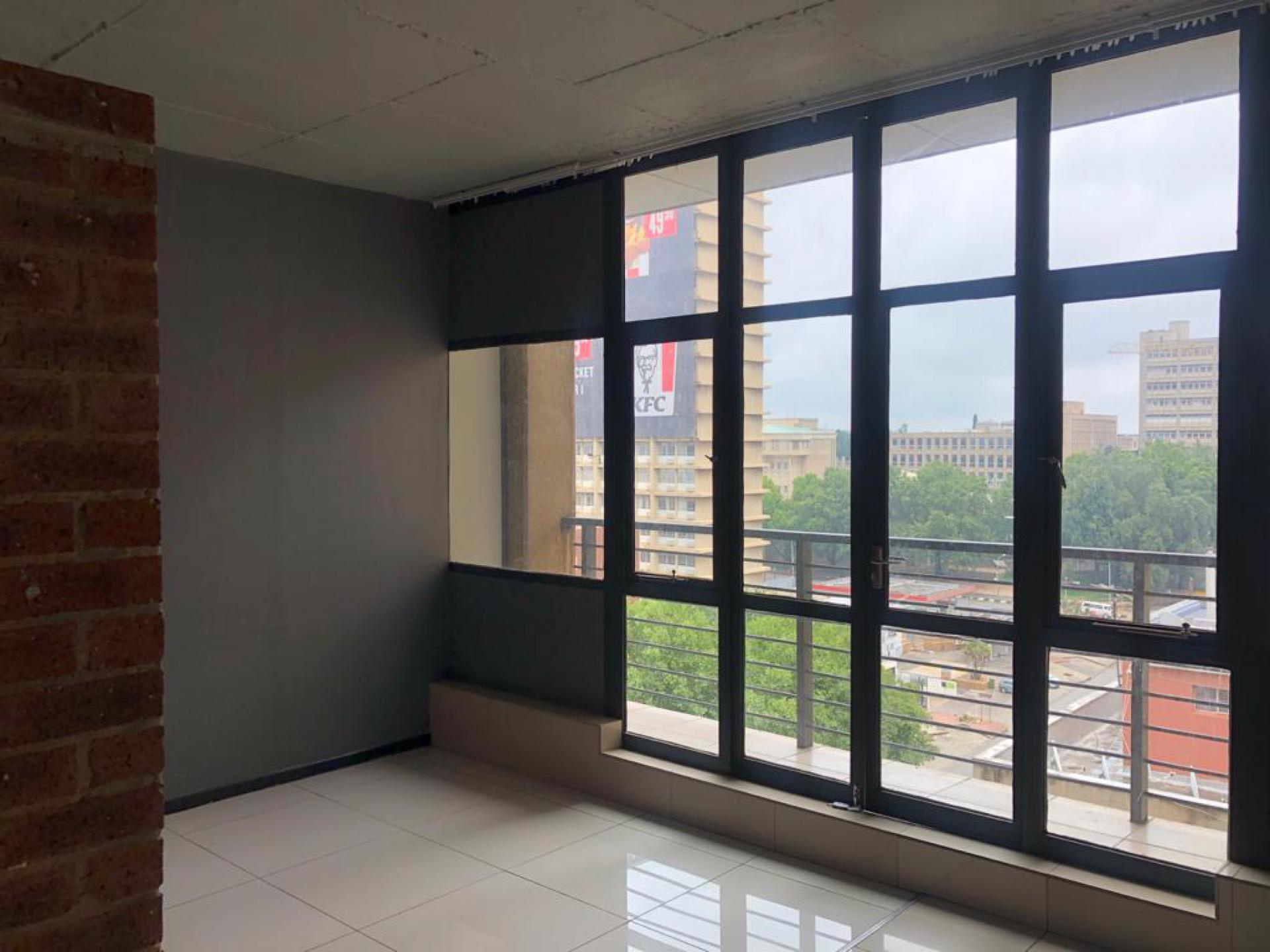 Lounges - 16 square meters of property in Braamfontein