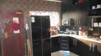 Kitchen - 23 square meters of property in Umtentweni