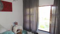 Bed Room 2 - 14 square meters of property in Umtentweni