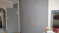 Main Bedroom - 23 square meters of property in Umtentweni