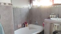 Main Bathroom - 7 square meters of property in Umtentweni