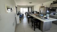 Kitchen - 17 square meters of property in Erand Gardens