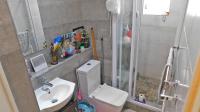 Bathroom 1 - 4 square meters of property in Musgrave