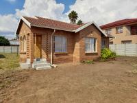 3 Bedroom 1 Bathroom House for Sale for sale in Flora Park 