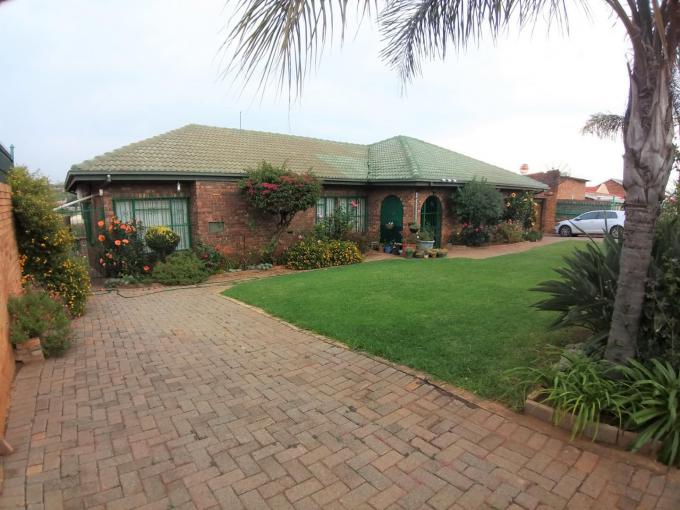 5 Bedroom House for Sale For Sale in Laudium MR499569 My