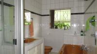 Bathroom 1 - 10 square meters of property in Morningside
