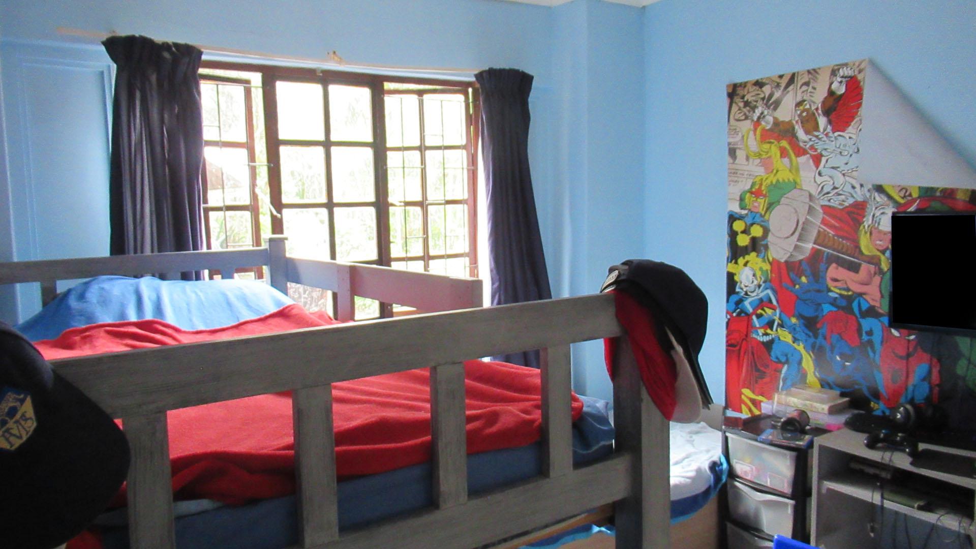 Bed Room 1 of property in Pinetown 