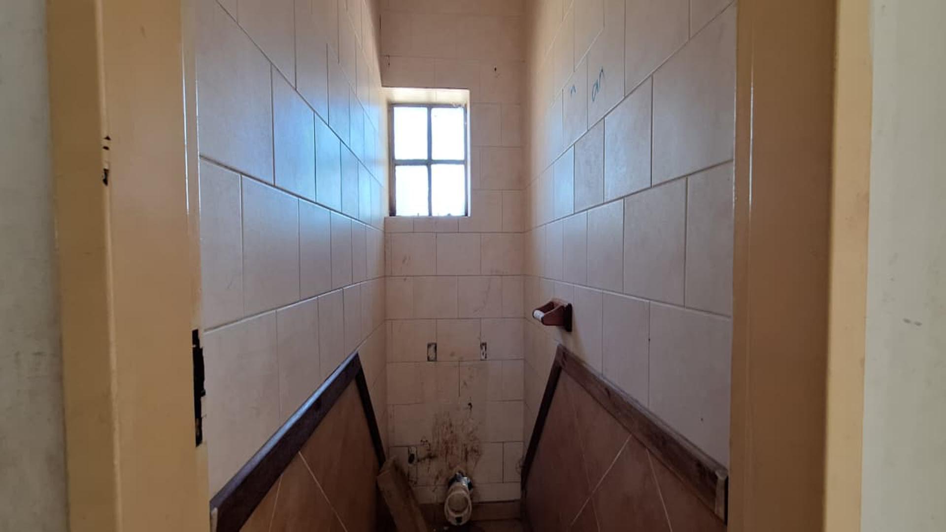 Spaces - 5 square meters of property in Vanderbijlpark