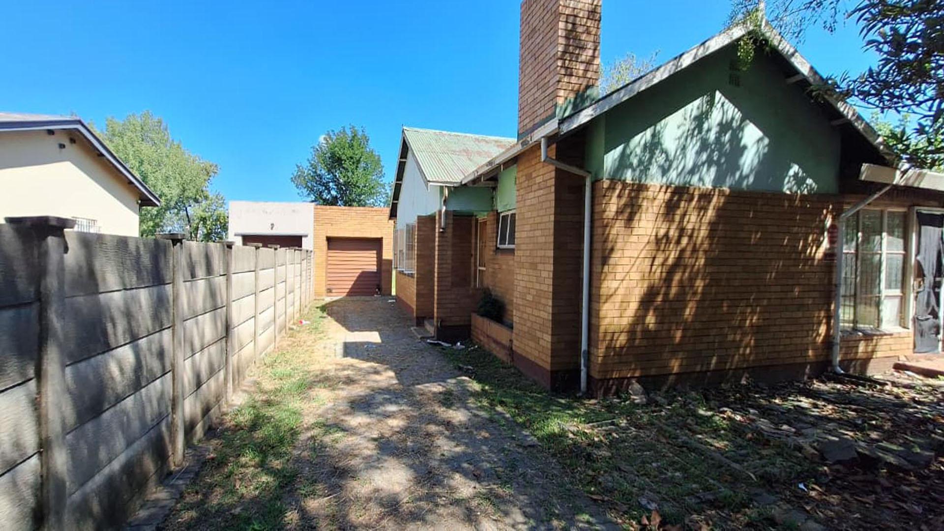 Backyard of property in Vanderbijlpark
