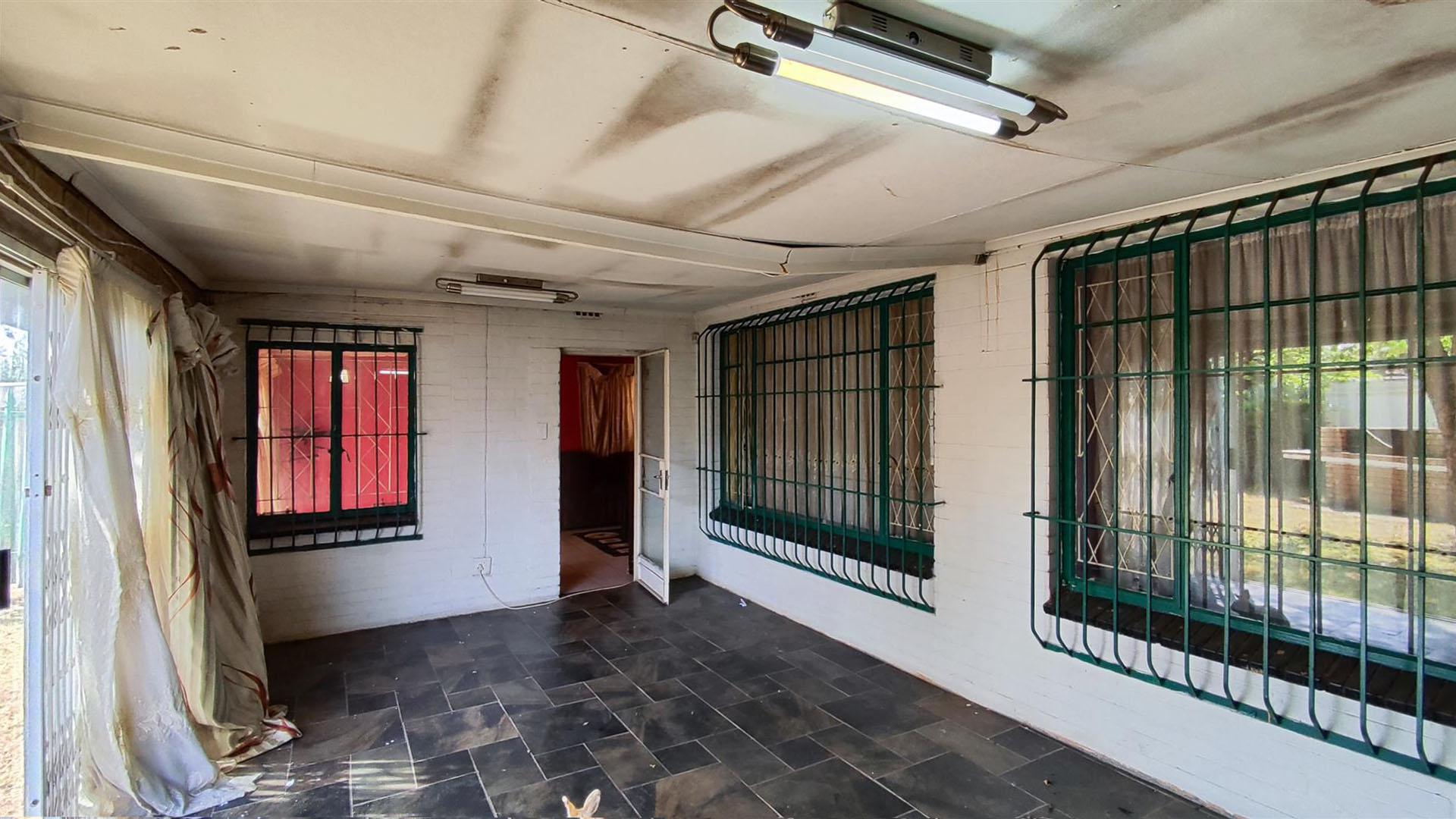 Patio - 29 square meters of property in Albemarle