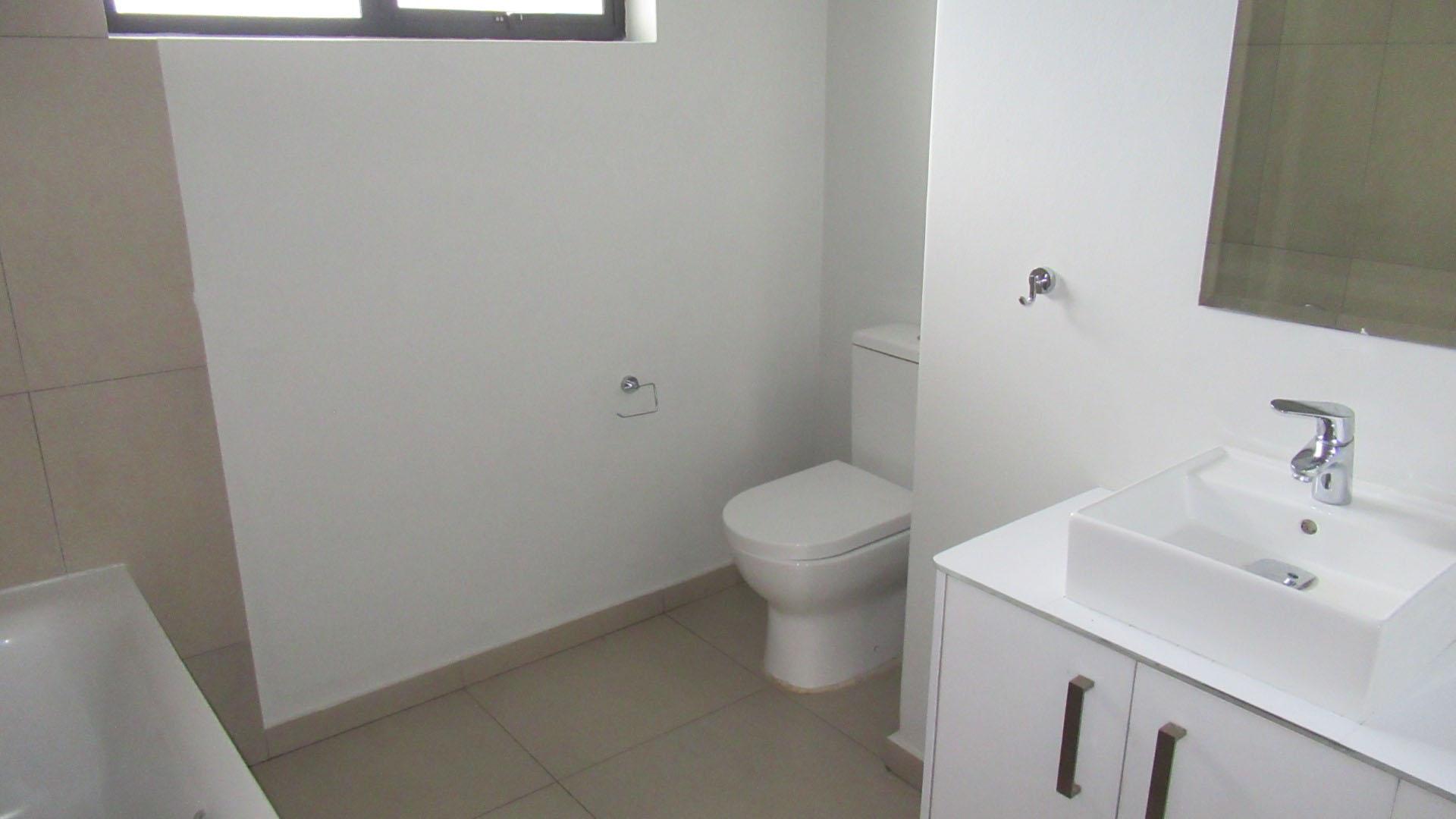 Bathroom 1 - 8 square meters of property in North Riding A.H.