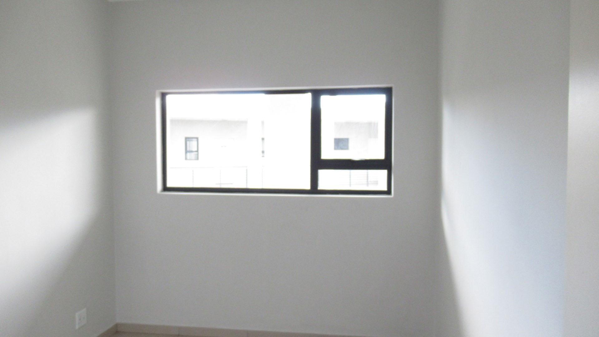 Bed Room 1 - 12 square meters of property in North Riding A.H.