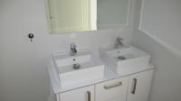 Main Bathroom - 7 square meters of property in North Riding A.H.