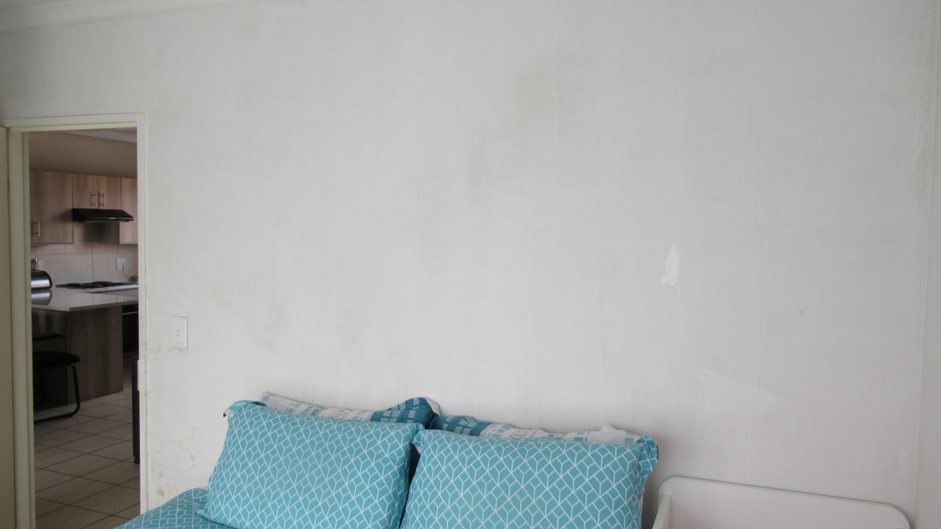 Main Bedroom - 11 square meters of property in Towerby