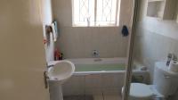 Bathroom 1 - 6 square meters of property in Towerby