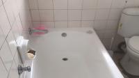 Bathroom 1 - 14 square meters of property in Duvha Park