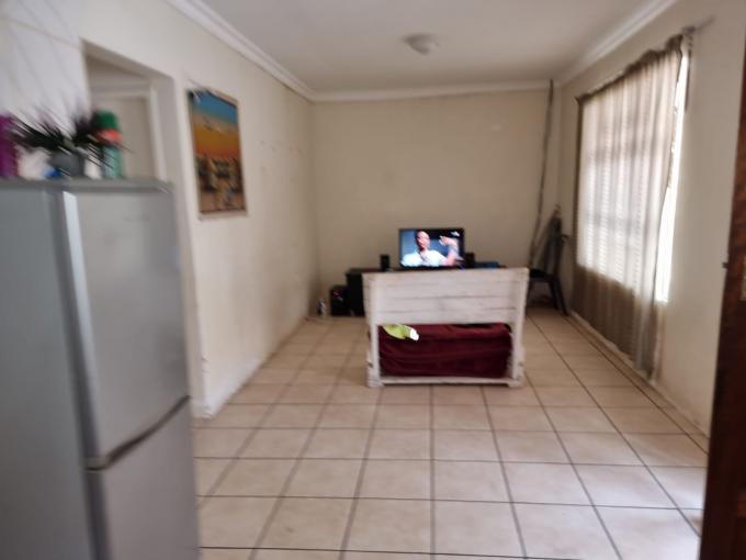 2 Bedroom Apartment for Sale For Sale in Eloff MR500391