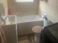 Bathroom 1 of property in Horison View