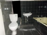 Bathroom 1 of property in Emalahleni (Witbank) 