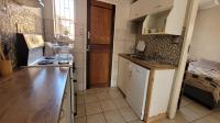 Kitchen - 7 square meters of property in Bonaero Park