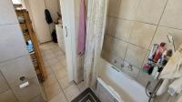 Bathroom 1 - 4 square meters of property in Bonaero Park