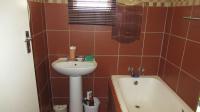 Bathroom 1 - 4 square meters of property in Soweto